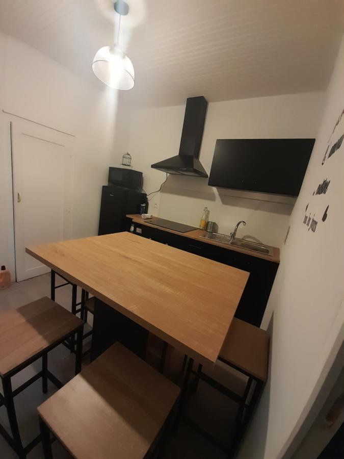 Maison "Chez Barbara" 6-8Personnes Lalizolle Buitenkant foto